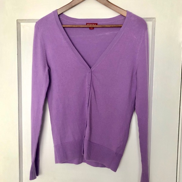 Cardigan- Small - Picture 2 of 4